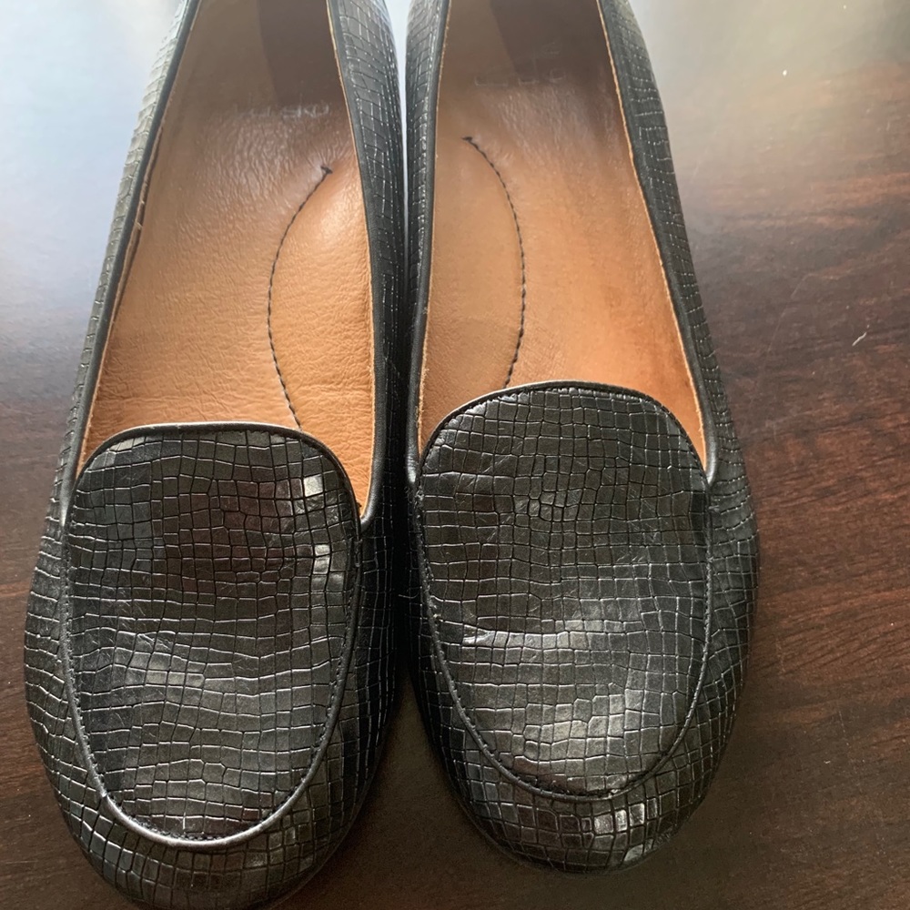 DANSKO Black Textured Leather Flats Sz 41 / 11